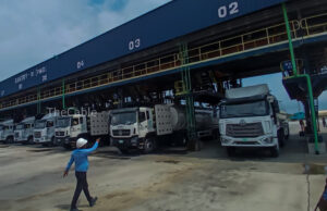 Dangote refinery slashes ex-depot petrol price to N828/litre