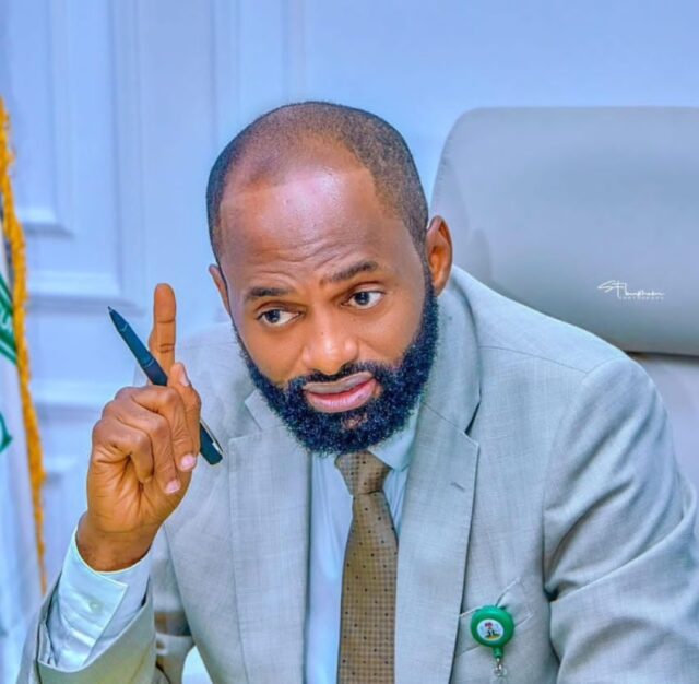 Screenshot_20251202_180219_WhatsApp