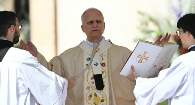 Pope Pope Leo Renews Calls For Peace Amid Middle-East War