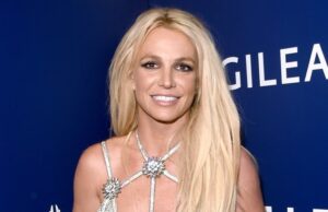 Britney Spears goes into rehab for substance abuse